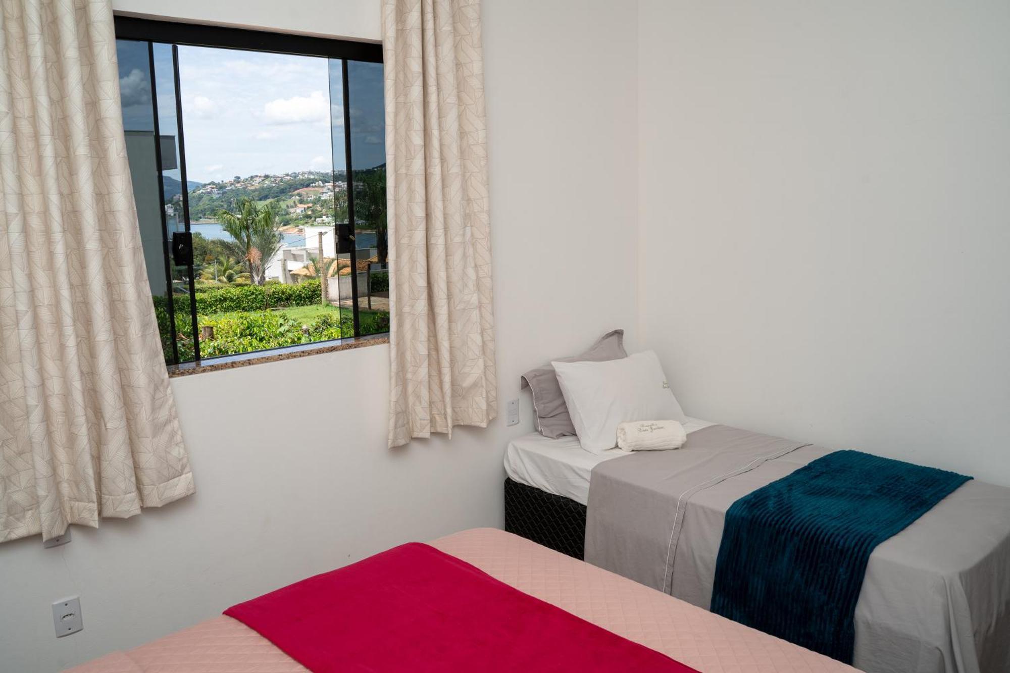 Casa Com Piscina Vista Para Lago, 03 Quartos Confortaveis Capitólio Dış mekan fotoğraf