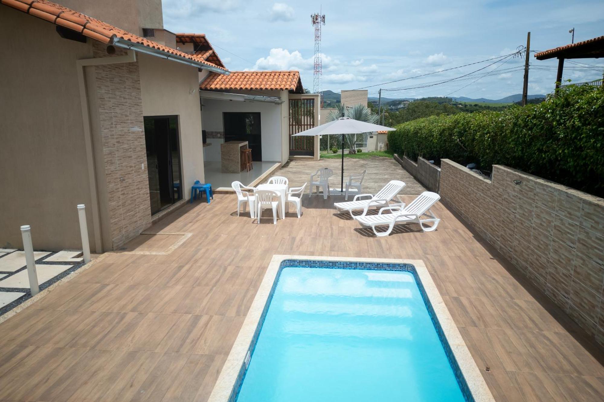 Casa Com Piscina Vista Para Lago, 03 Quartos Confortaveis Capitólio Dış mekan fotoğraf